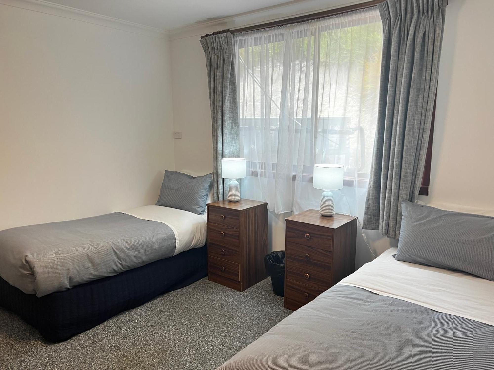 Regatta Point Tavern & Holiday Villas Strahan Eksteriør bilde